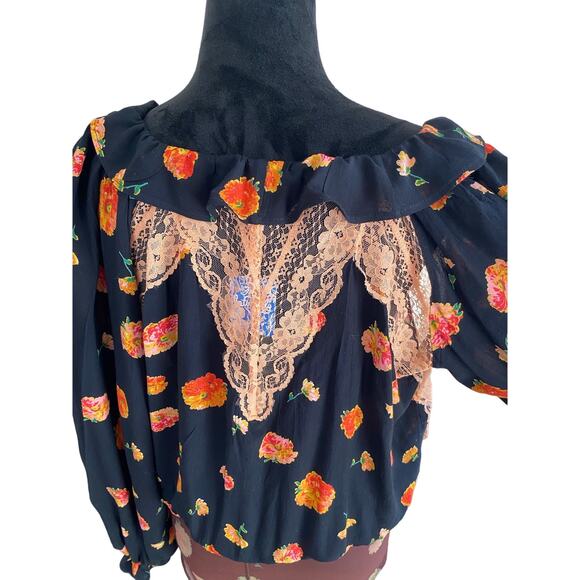 FREE PEOPLE INTIMATELY BLACK FLORAL LONG SLEEVE LACE & RUFFLE SNAP BODY SUIT - Picture 6 of 8